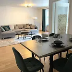 Oktoberfest Apartment Fuer 10 Personen